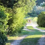 D'hotes - Du Colombeyras 3*