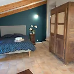 D'hotes - Du Colombeyras Bed & Breakfast