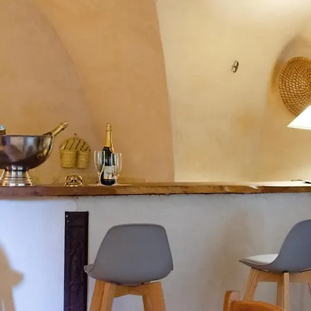 D'hotes - Du Colombeyras Bed & Breakfast
